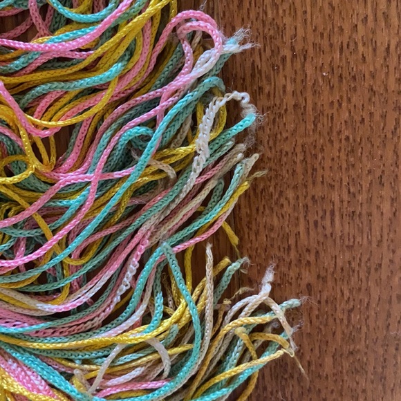 Fantastic Vintage Shawl - Picture 6 of 6